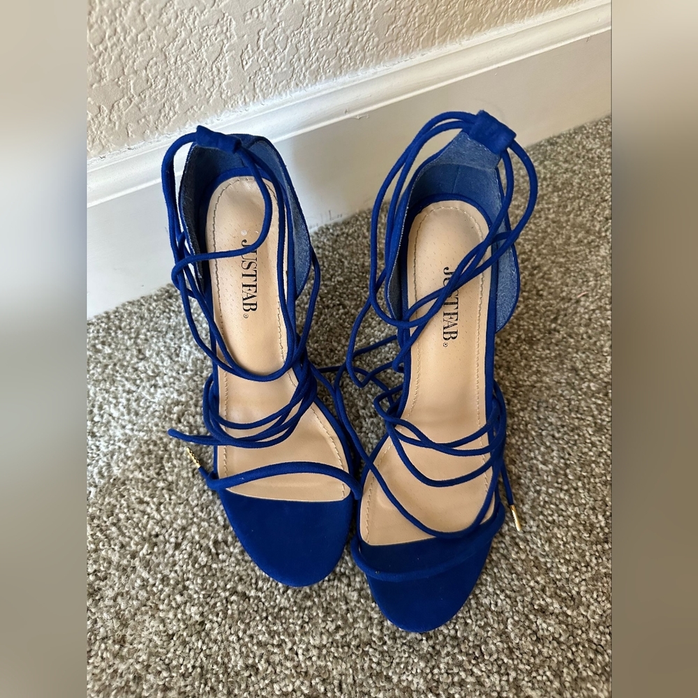 Heels - Picture 8 of 14